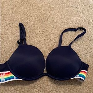 New vs pink bra 34a